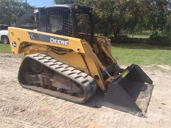 погрузчик John Deere CT332